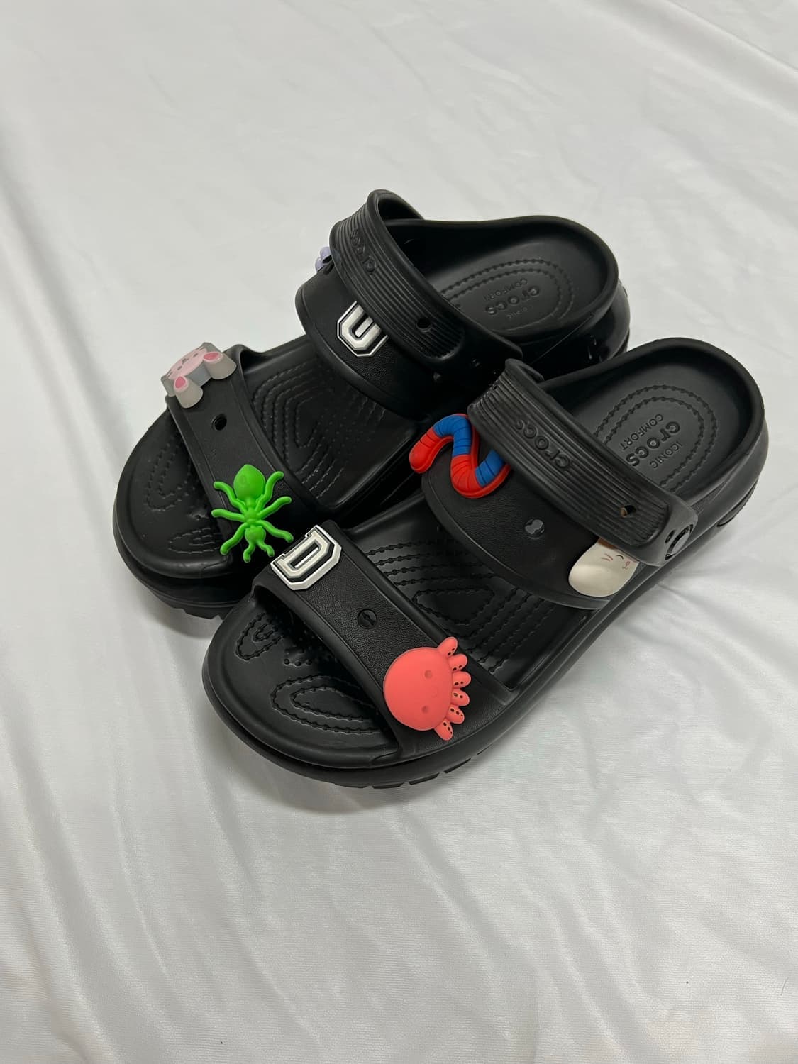 (240) 크록스 메가 크러쉬 샌들 (지비츠 포함) 상품이미지1