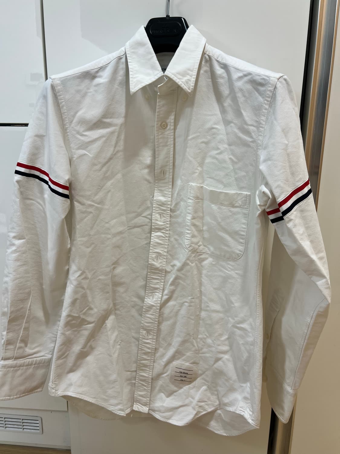 톰브라운 암밴드셔츠 2사이즈 (새상품급) 상품이미지1