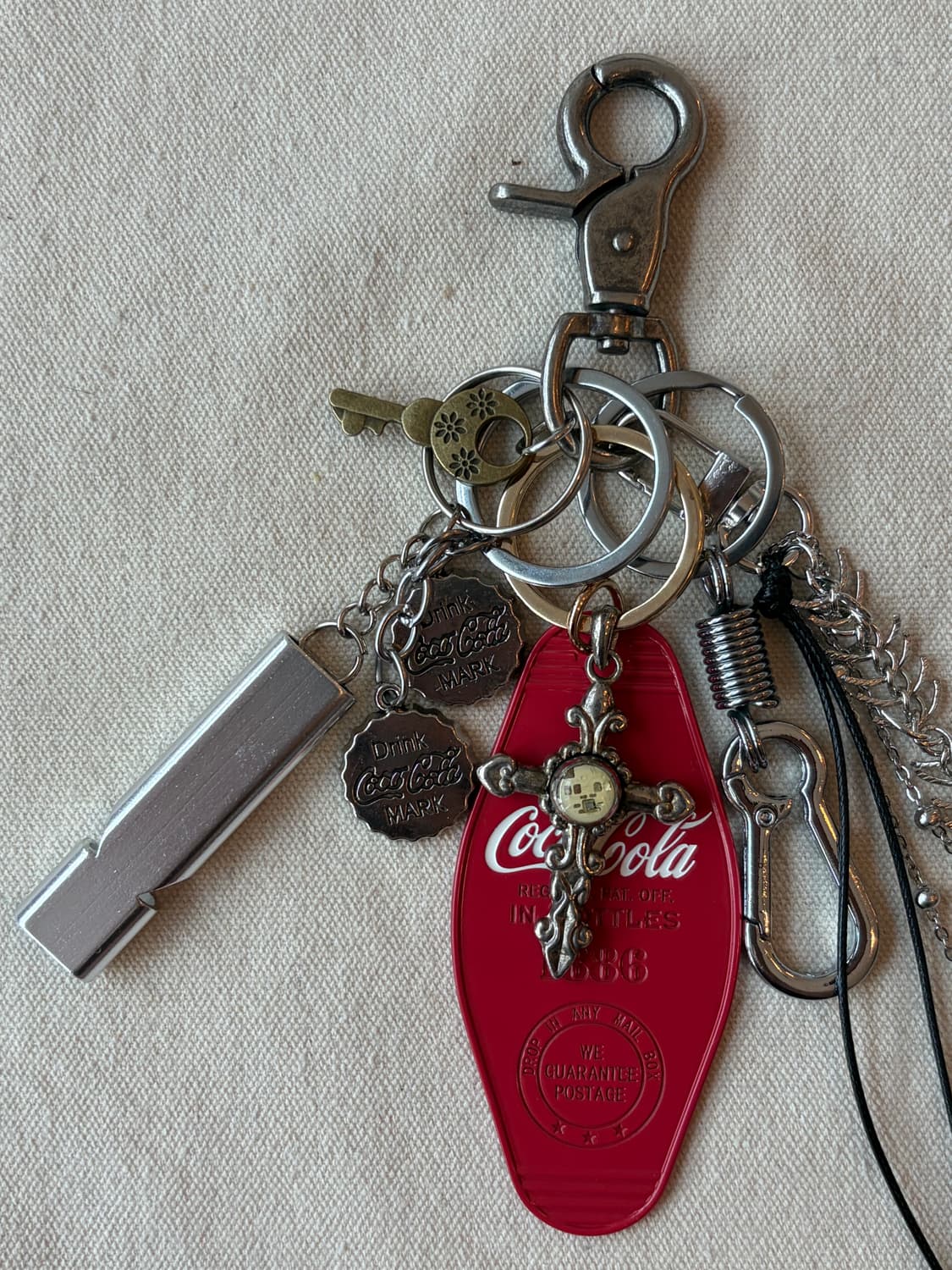빈티지 코카콜라 감성 키링 세트 (십자가+체인 디테일) 상품이미지4