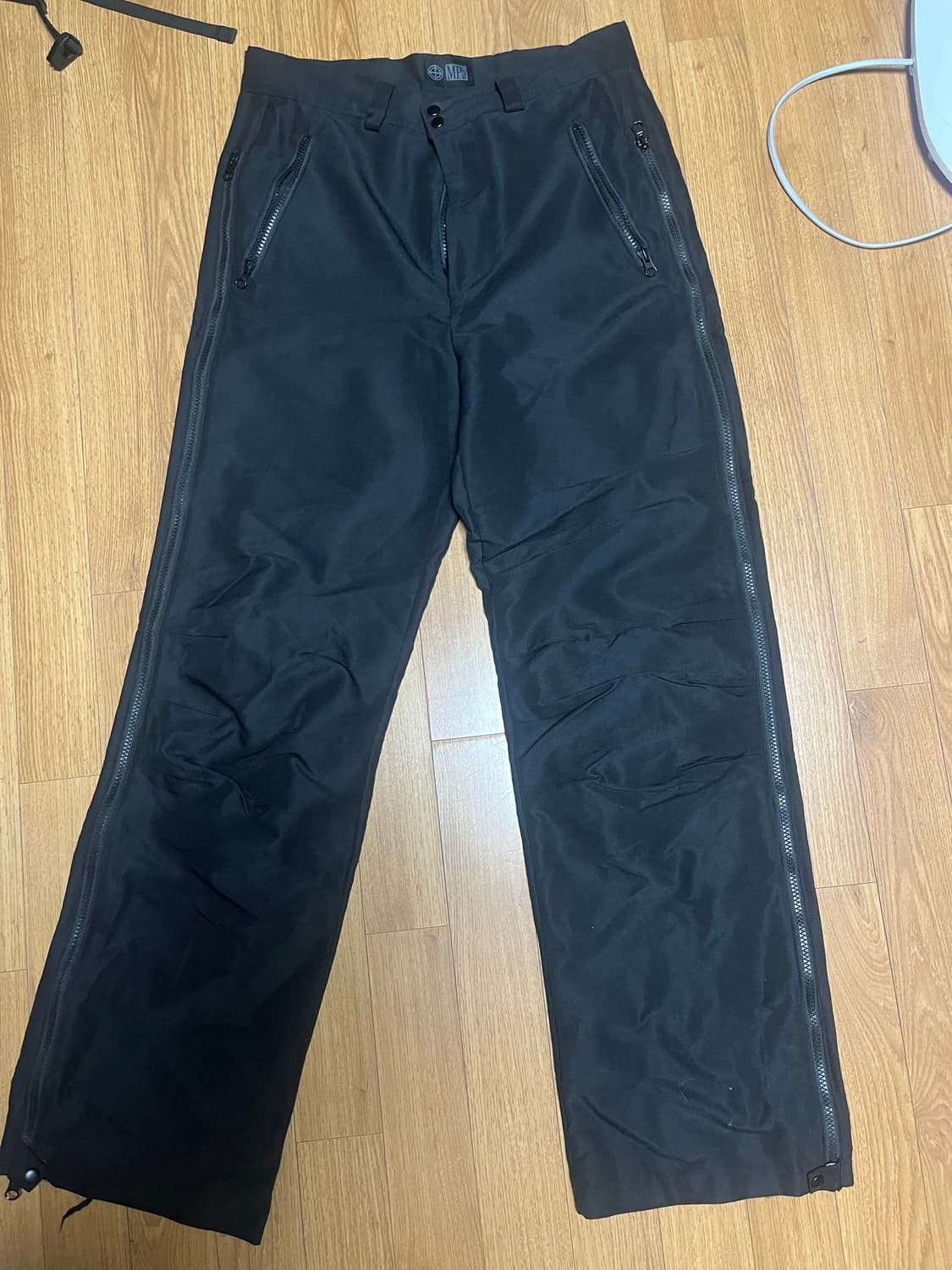 플라스틱프로덕트 지퍼 팬츠 상품이미지5