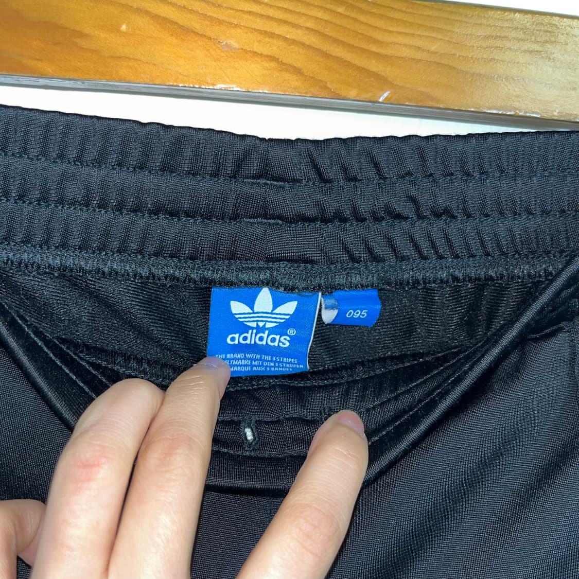Adidas black Firebird short track pants 상품이미지5