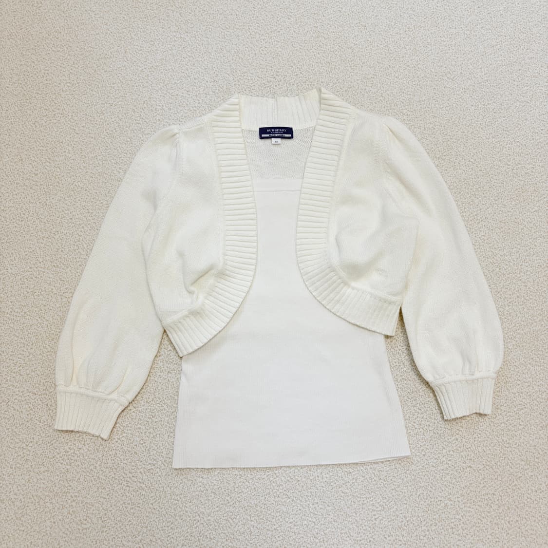 버버리 크롭 볼레로 가디건 상품이미지1