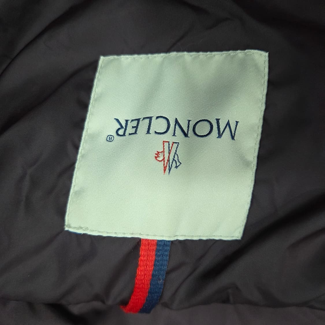 몽클레어 플라메뜨 패딩 상품이미지2