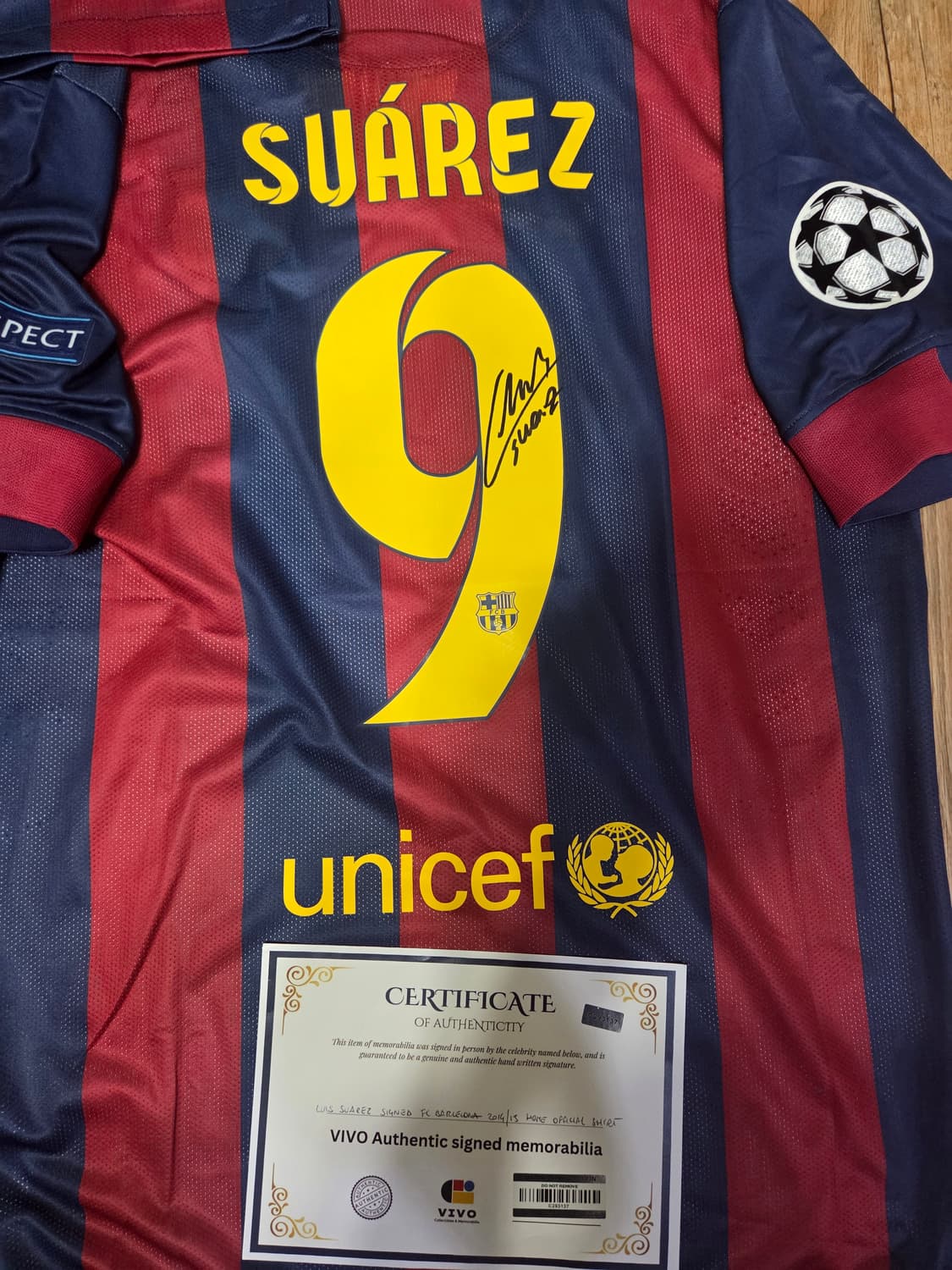 14-15 바르셀로나 수아레즈 사인 유니폼 상품이미지1