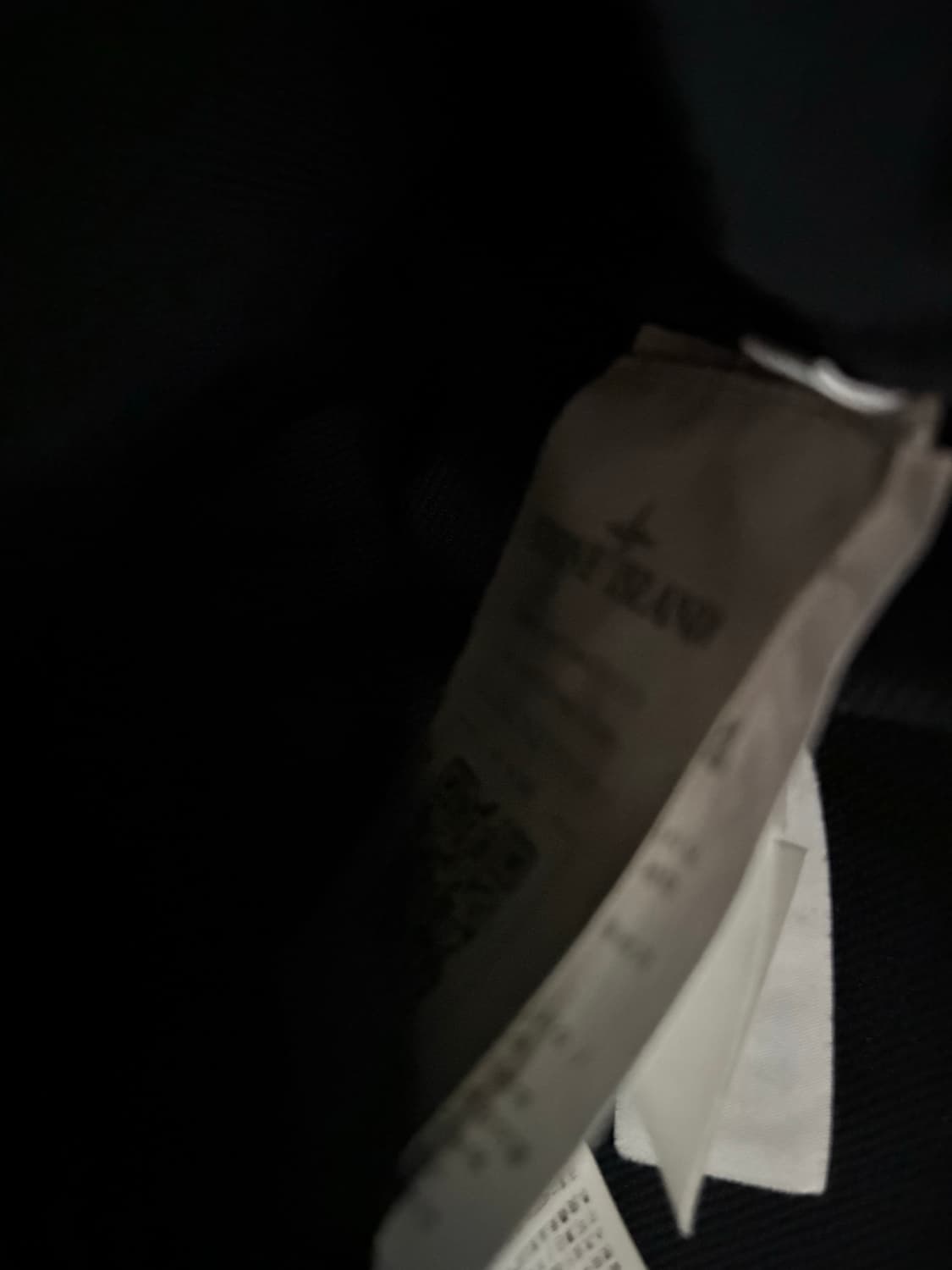 스톤아일랜드 맨투맨 블랙 스톤 맨투맨 상품이미지6