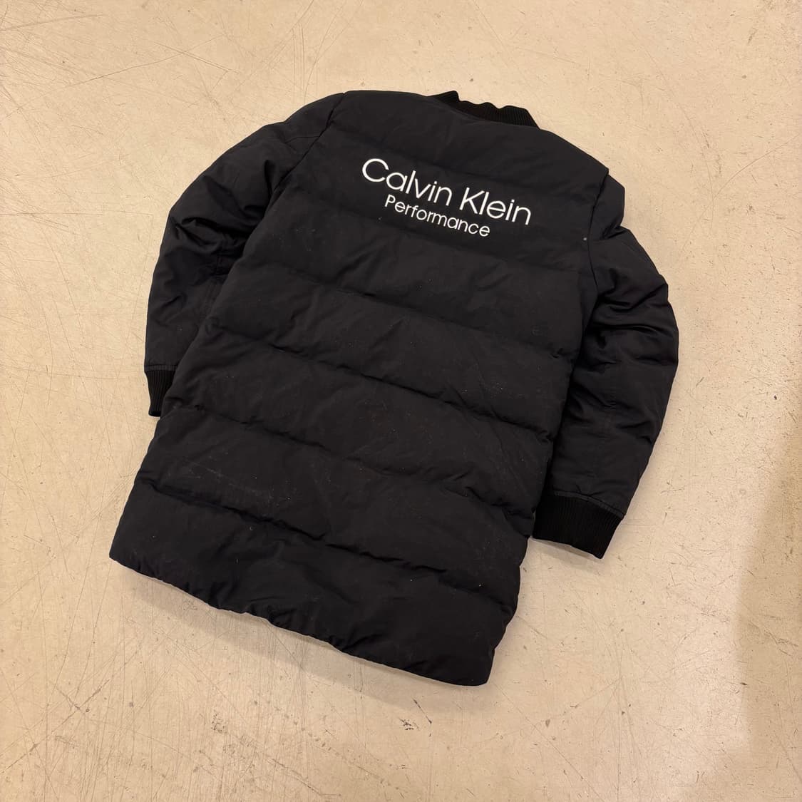 캘빈클라인 퍼포먼스 빅로고 푸퍼 롱패딩 상품이미지3
