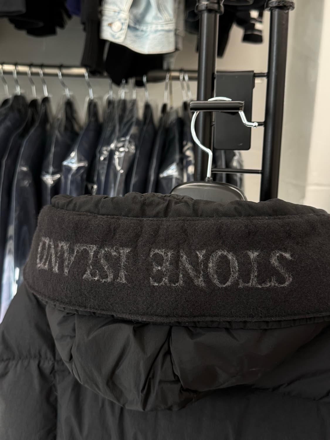 [S] 스톤아일랜드 크링클랩스 후드 롱 패딩 상품이미지4