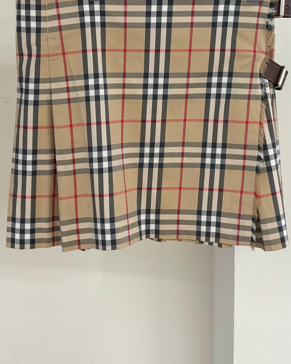 버버리 플리츠 미니 킬트 스커트 상품이미지6