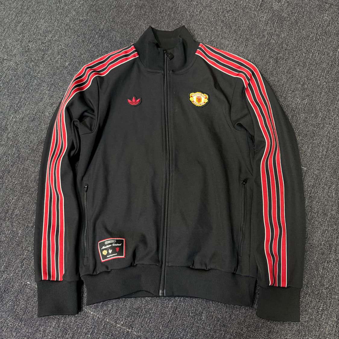 아디다스 검빨 맨유 져지 상품이미지1