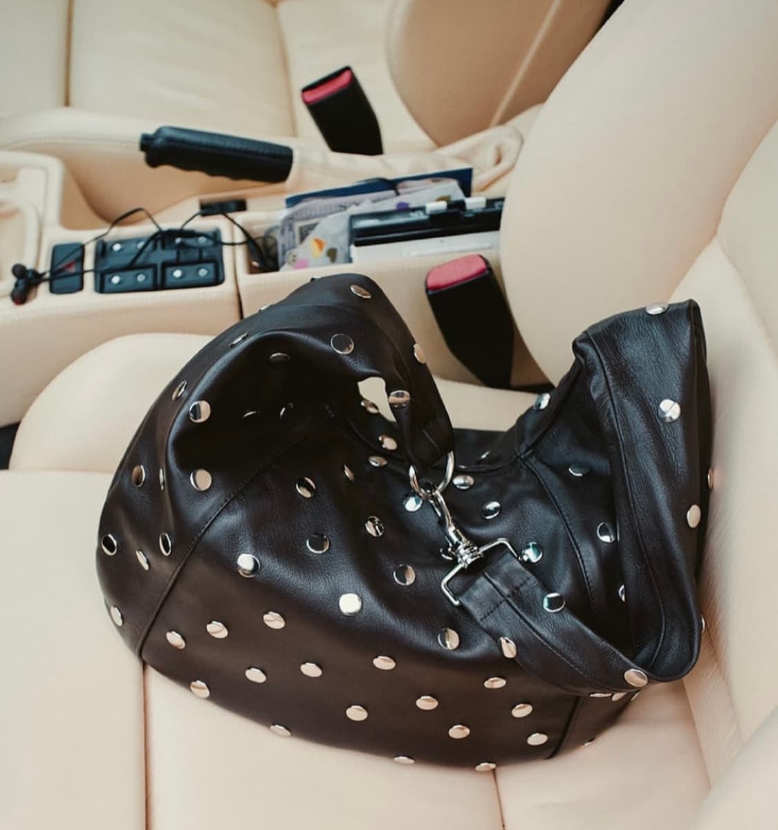 Gimaguas 기마구아스 스터드 숄더백 상품이미지4