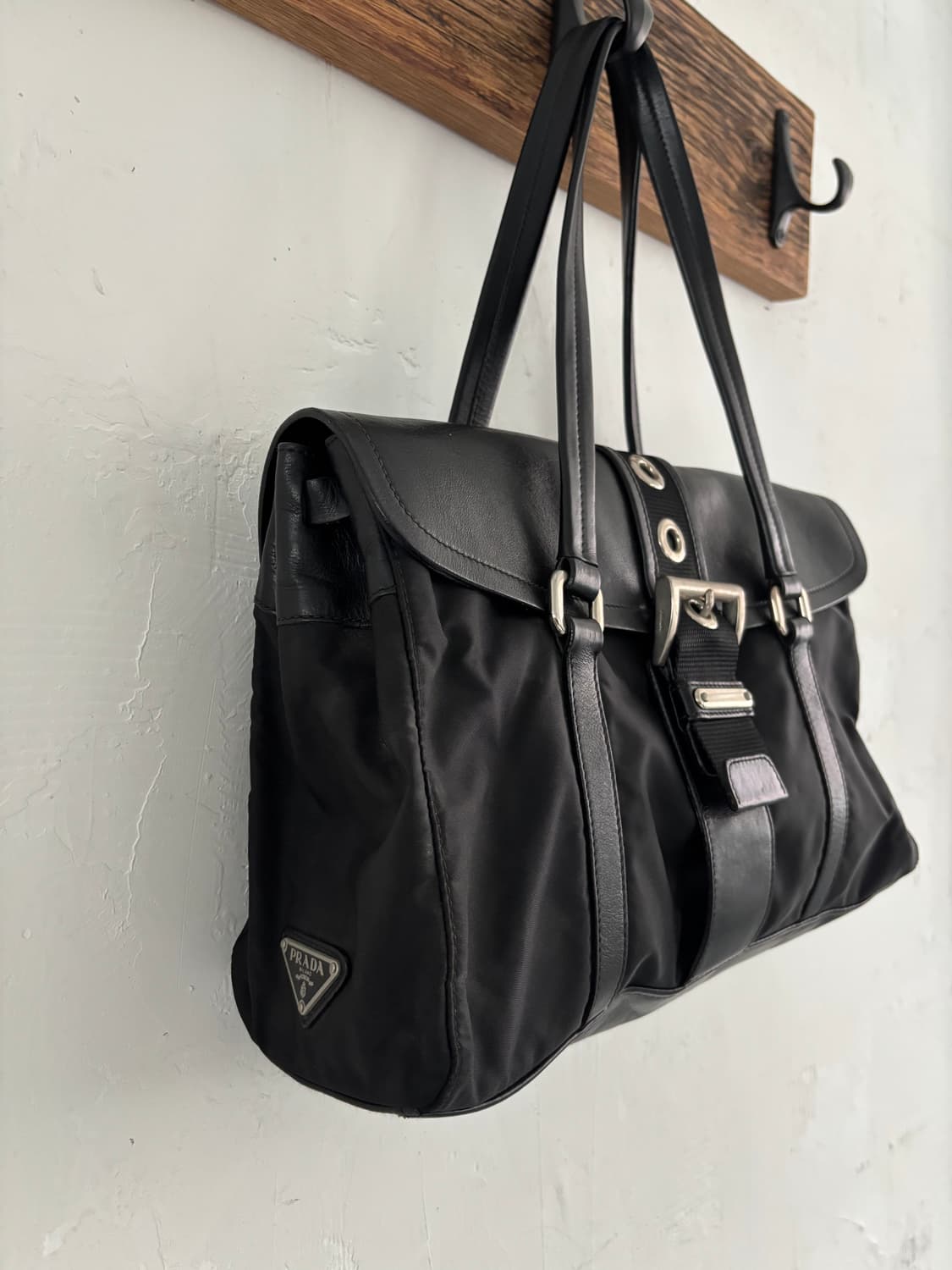 Prada 프라다 블랙 버클 백 상품이미지4