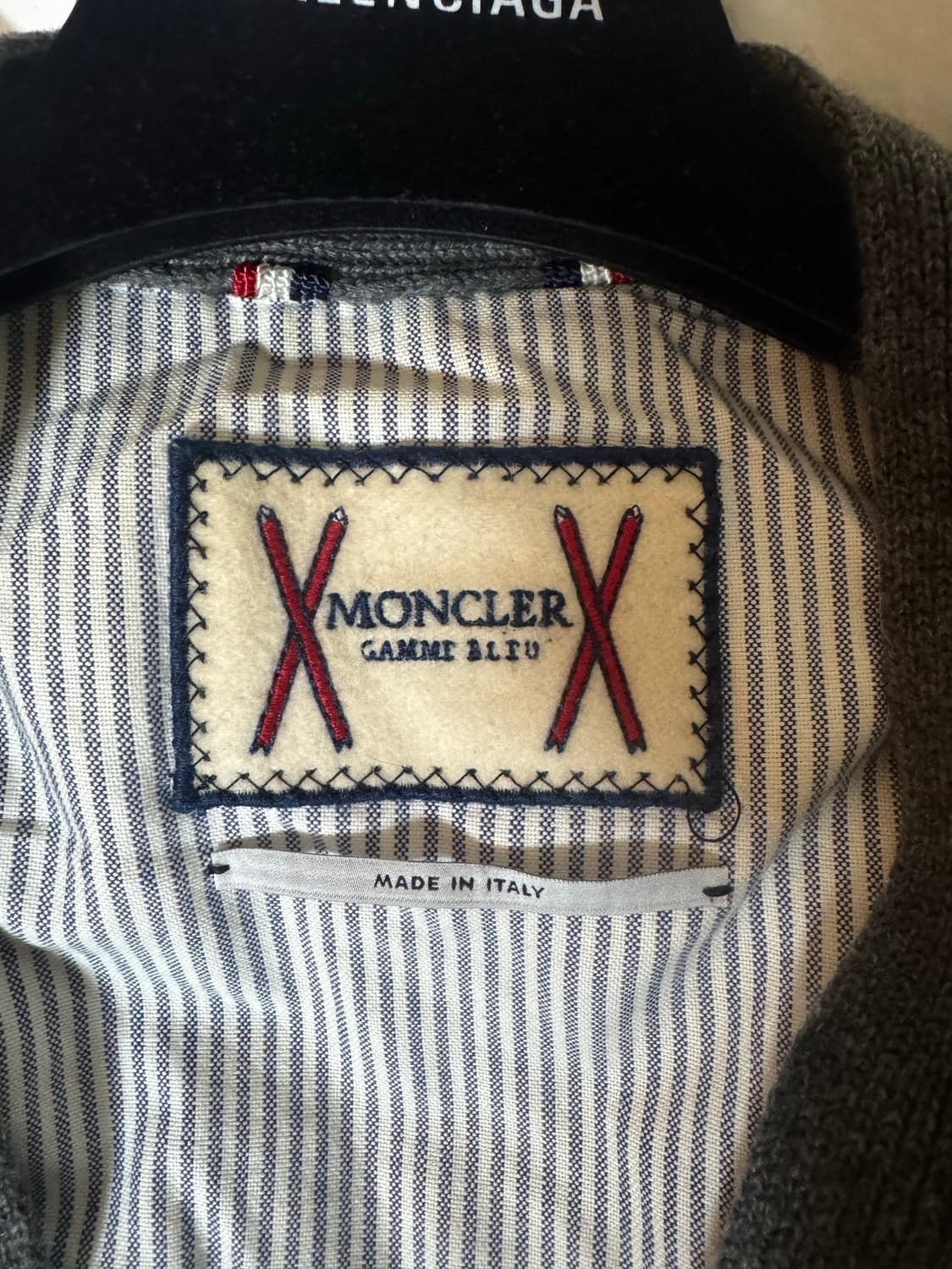 몽클레어 감블루 캐시미어 다운 가디건 상품이미지4