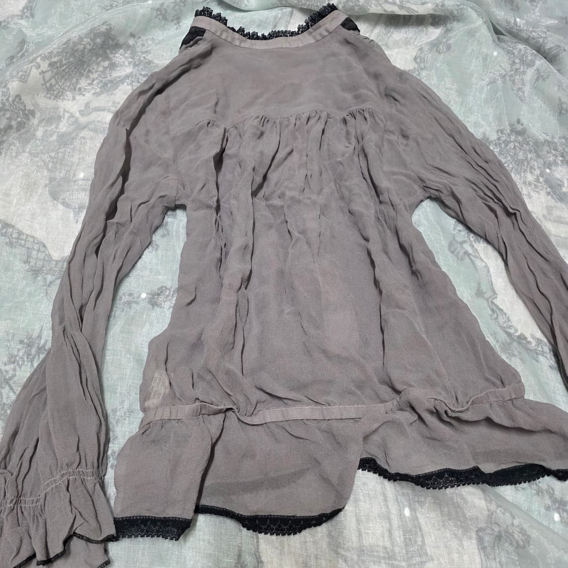 빈티지 고딕 프릴 레이스 실크 블라우스 공겜여주 로걀 y2k ozz on 상품이미지5