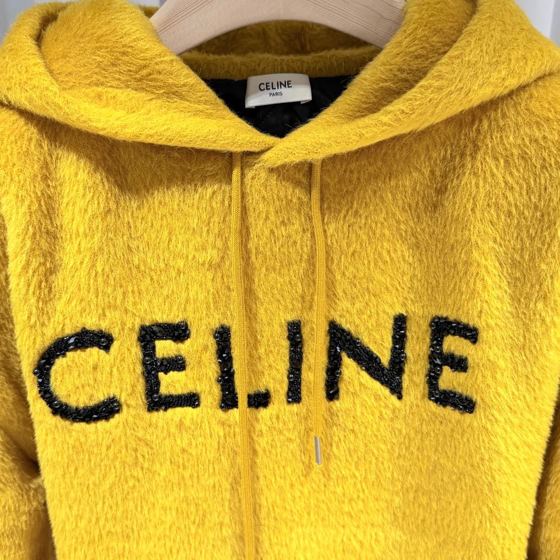 (A+/M) / 셀린느 글리터 로고 알파카 후드티셔츠 옐로우 상품이미지4