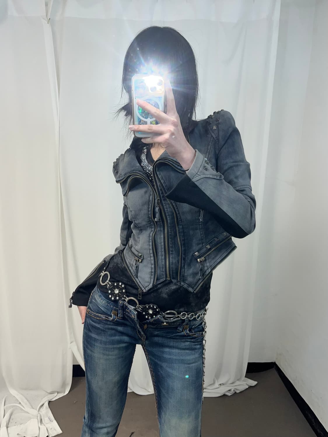 락시크 그레이 데님 스터드 자켓 상품이미지1