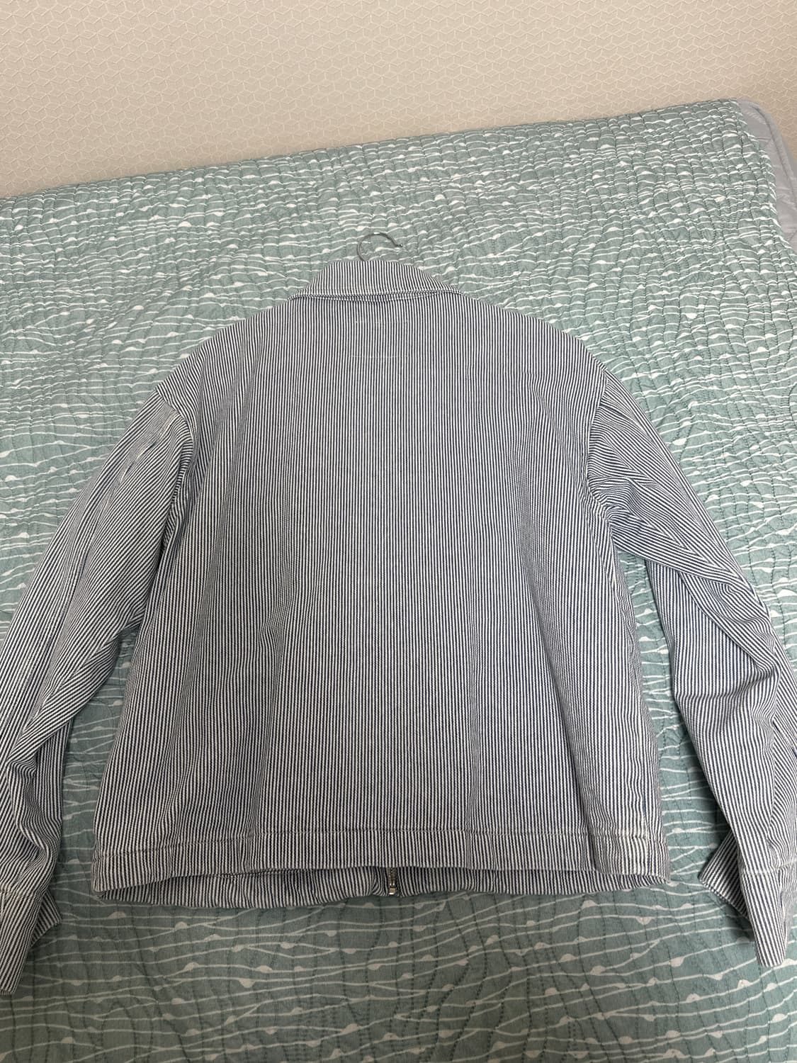 자라 스트라이프 크롭 자켓(체감사이즈 xl) 새상품 상품이미지2