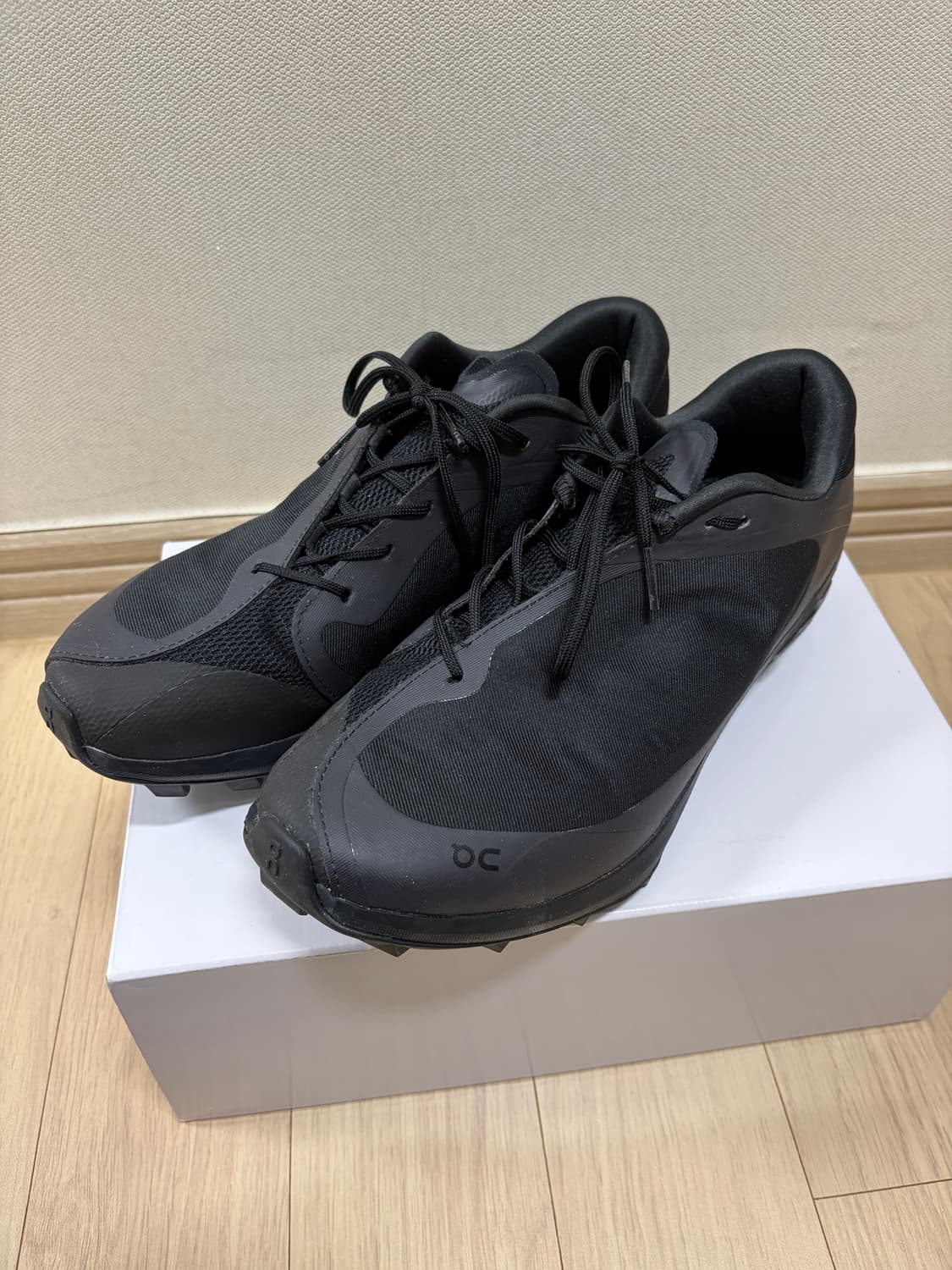 온 러닝 x 포스트 아카이브 팩션 (파프) 클라우드벤쳐 피크 올 블랙 상품이미지1