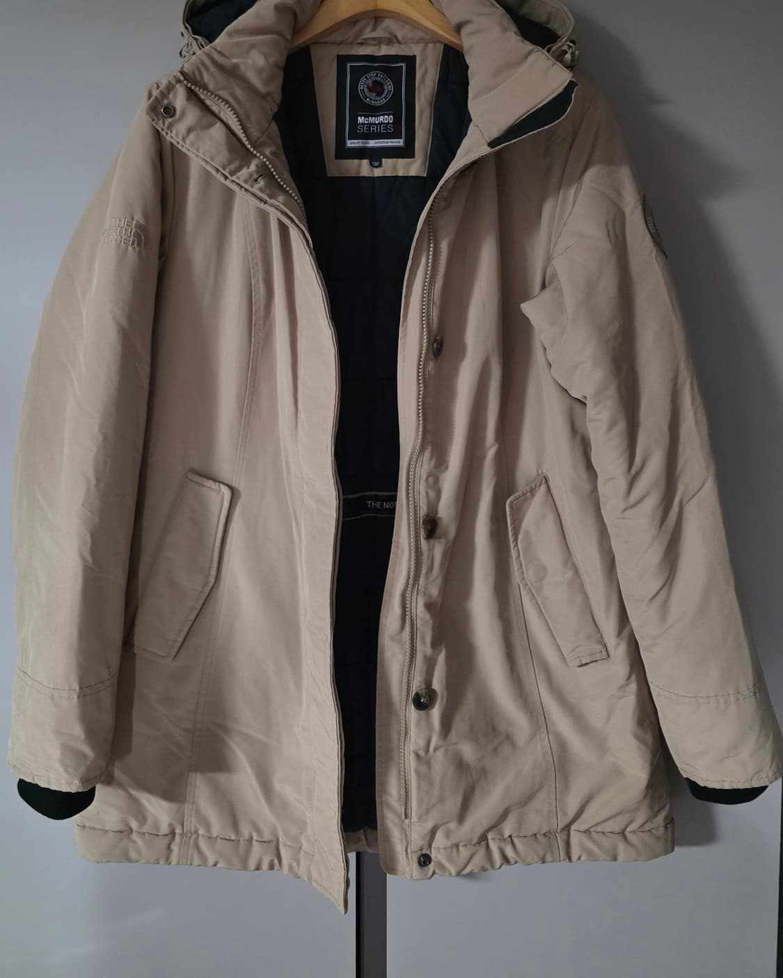 노스페이스 맥머도 베이지 사파리패딩.
싸이즈 100
 상품이미지2