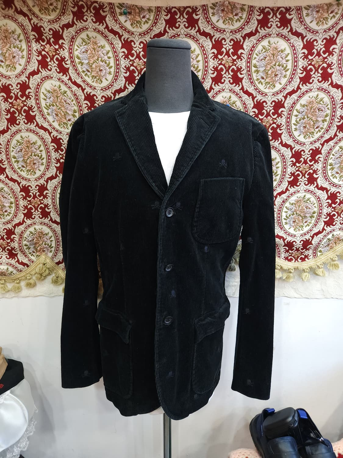 폴로 랄프로렌 럭비 해골자수 스판 코듀로이 블레이저

 상품이미지1