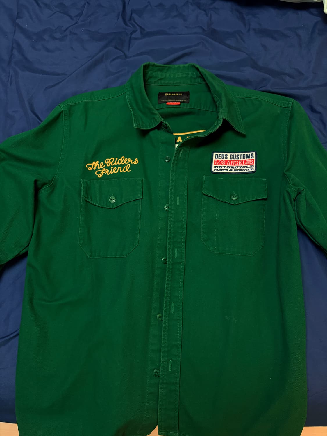 데우스 그린 셔츠 상품이미지1