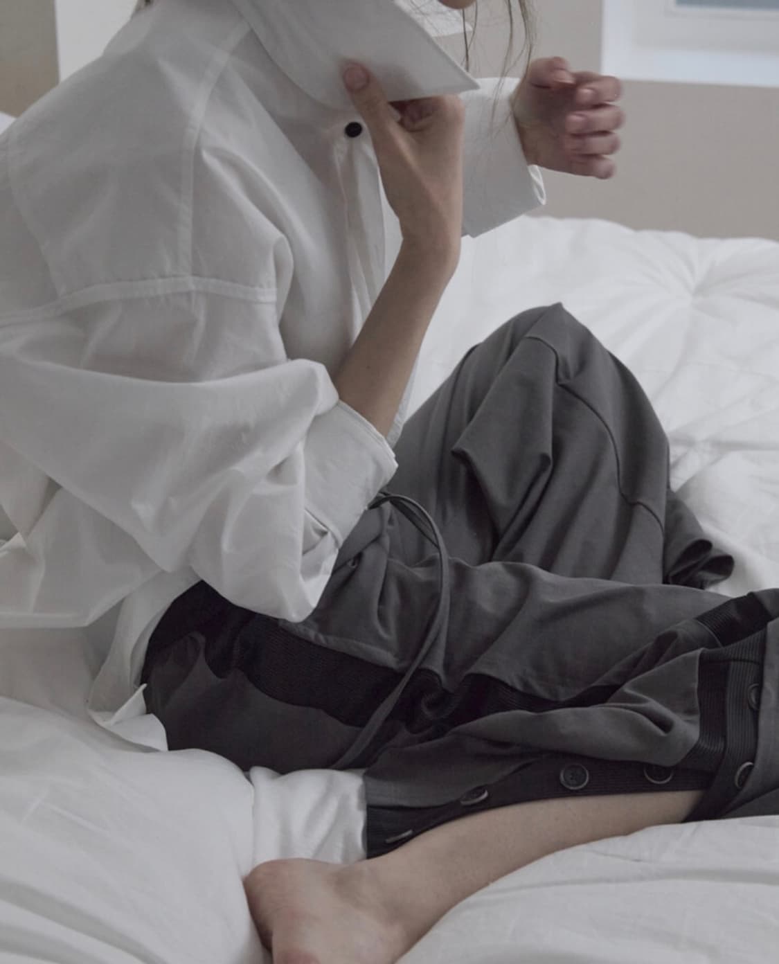 SIDE BUTTON WIDE PANTS, (STONE GREY) 상품이미지1