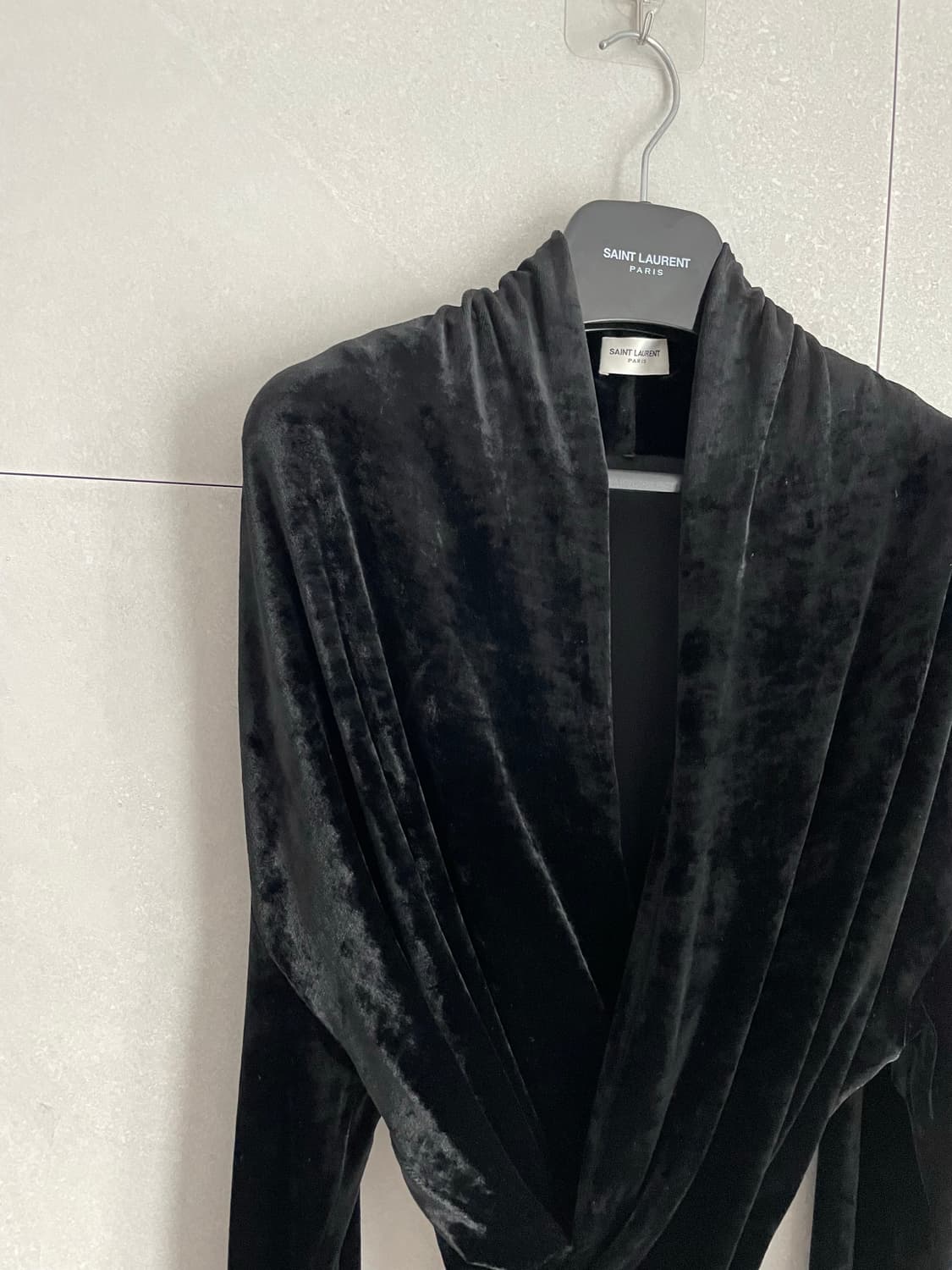 생로랑 23aw 벨벳 탑 상품이미지5