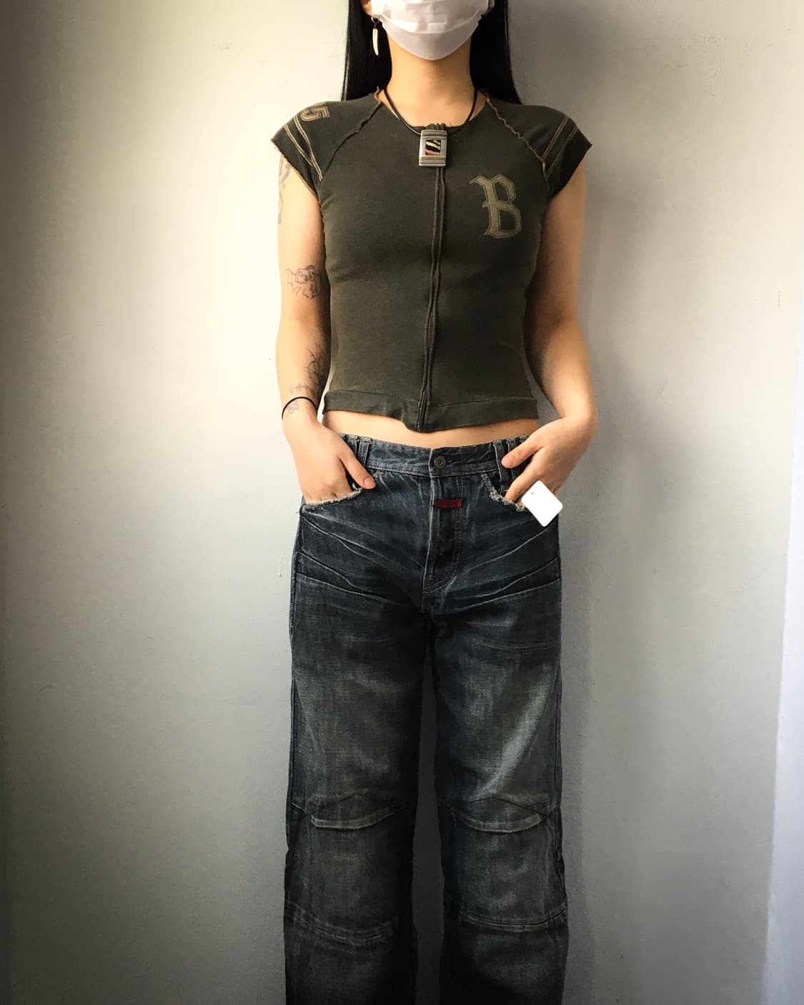 Slim fit zip up top 상품이미지1