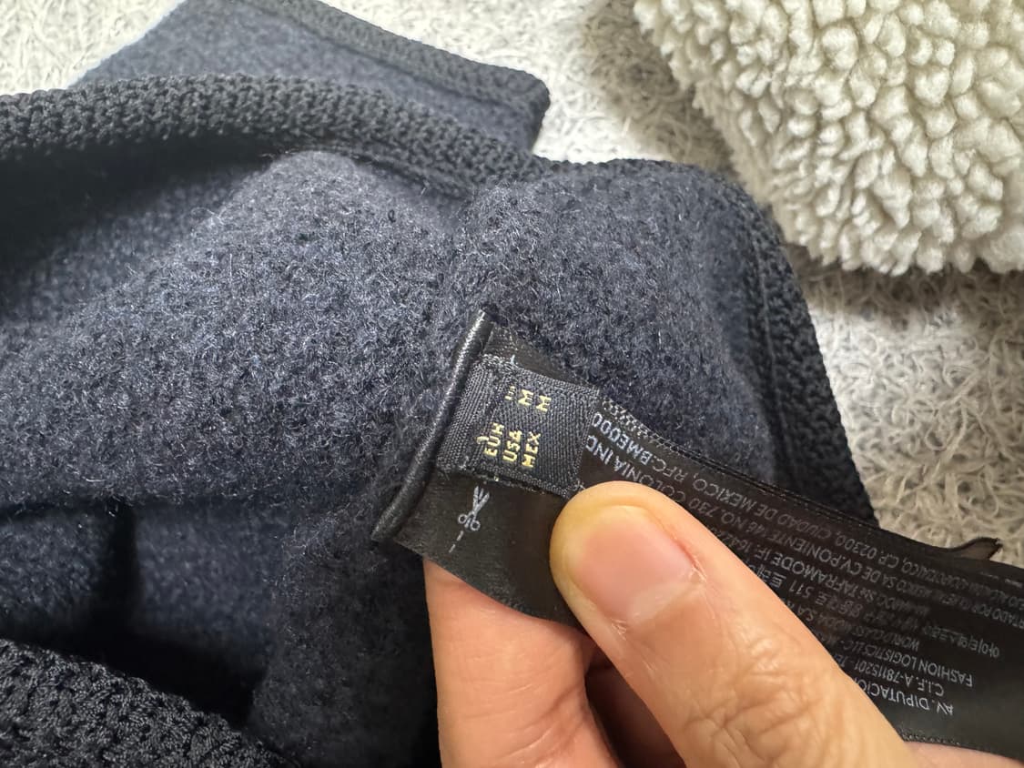 여성 마시모두띠 골든 버튼 디테일 텍스처드 니트 가디건: M사이즈 상품이미지4