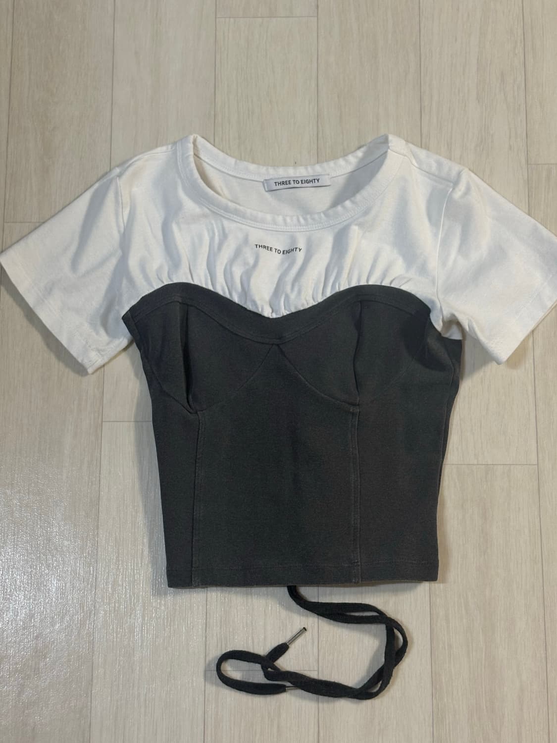 쓰리투에이티 코르셋 레이어드 티 차콜 os 상품이미지1