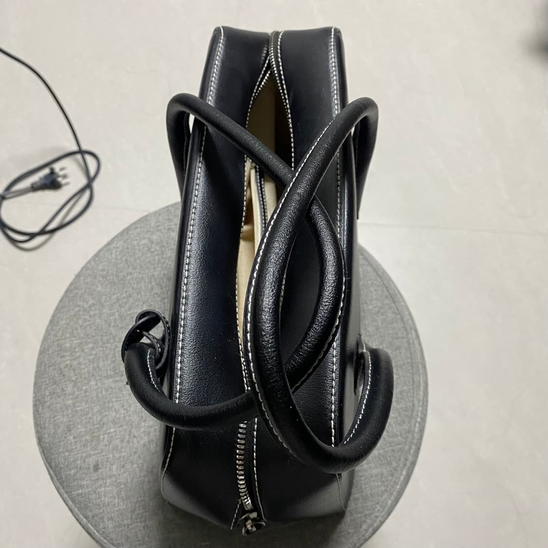 폴뉴아 파운드백 상품이미지6