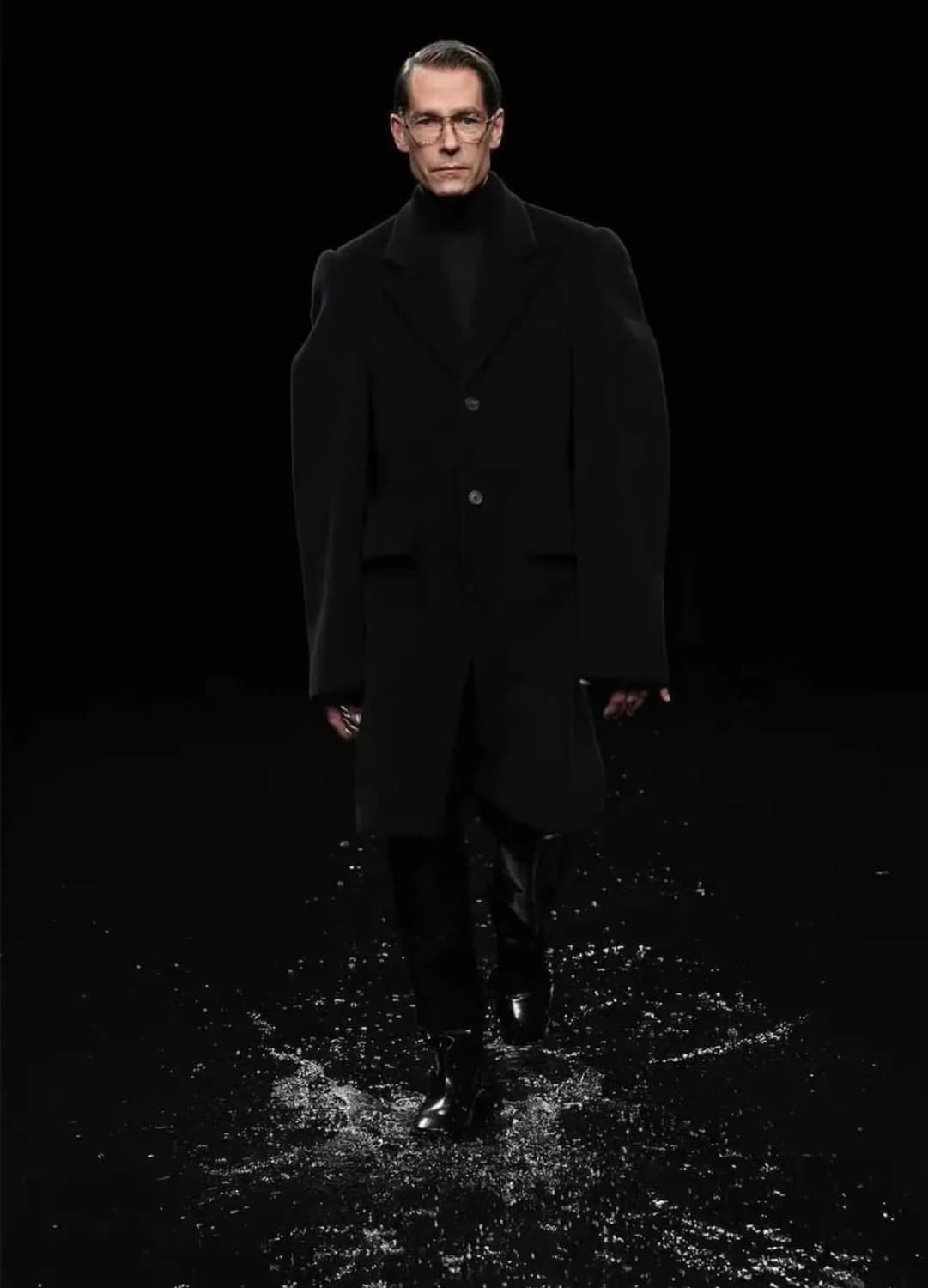 발렌시아가 스테로이드 코트 44사이즈 상품이미지1