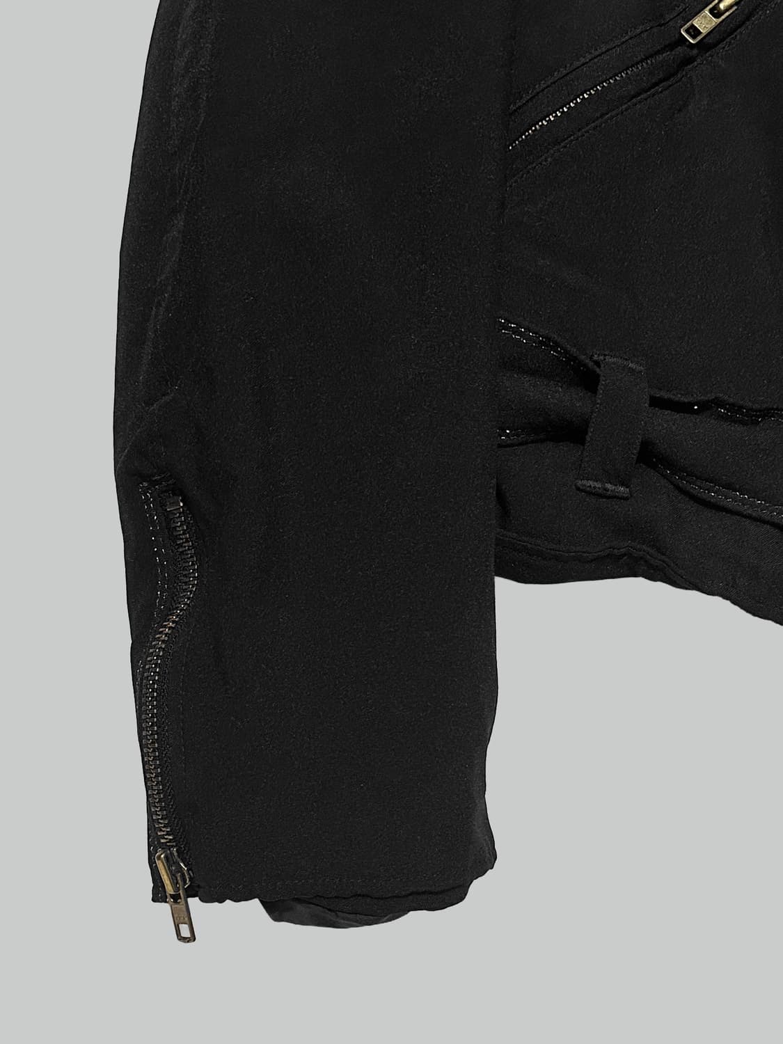 꼼데가르송 블랙 축융 폴리 라이더 자켓 상품이미지4