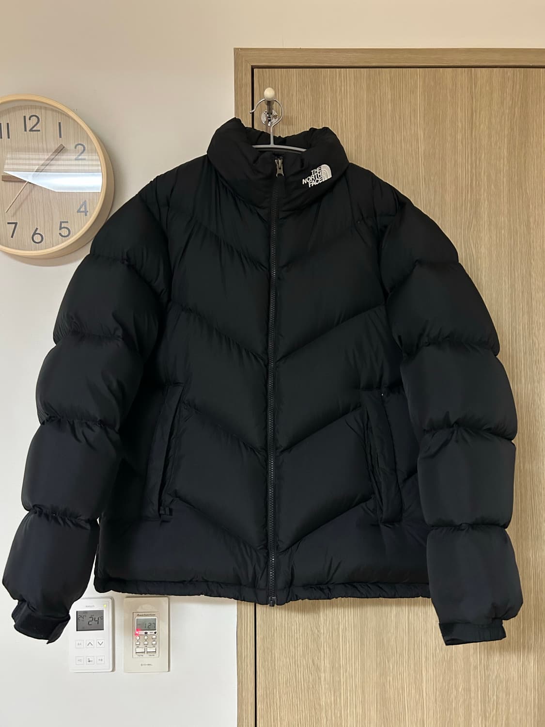 노스페이스 어센트 패딩 블랙 m사이즈 상품이미지1