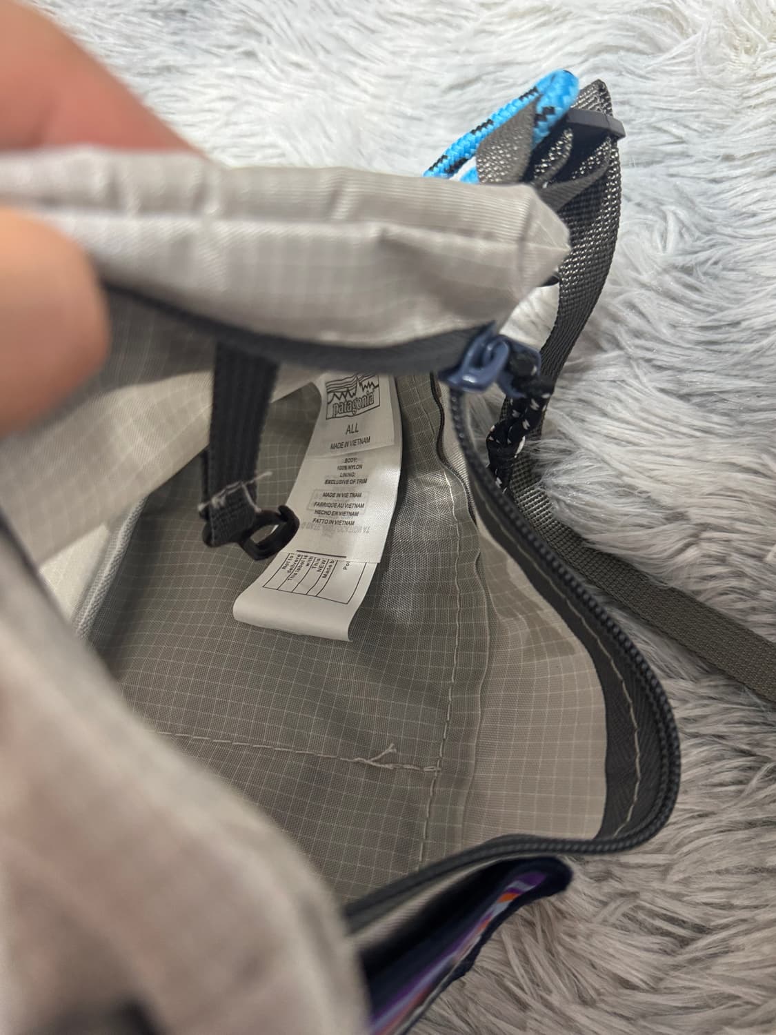 파타고니아 크로스백 슬링백 24X17 상품이미지4