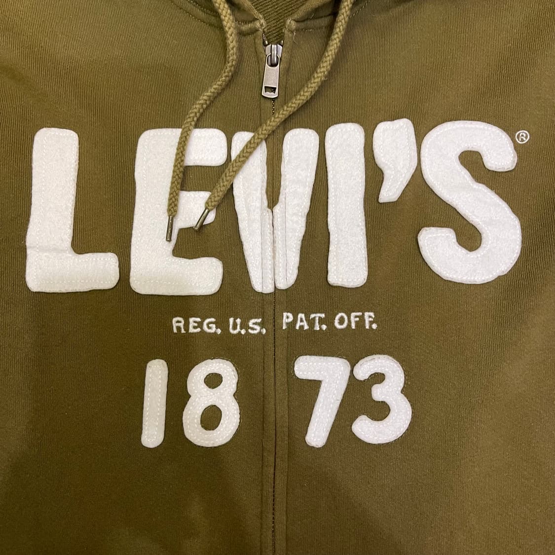 리바이스  레터링 카키 후드집업 상품이미지3