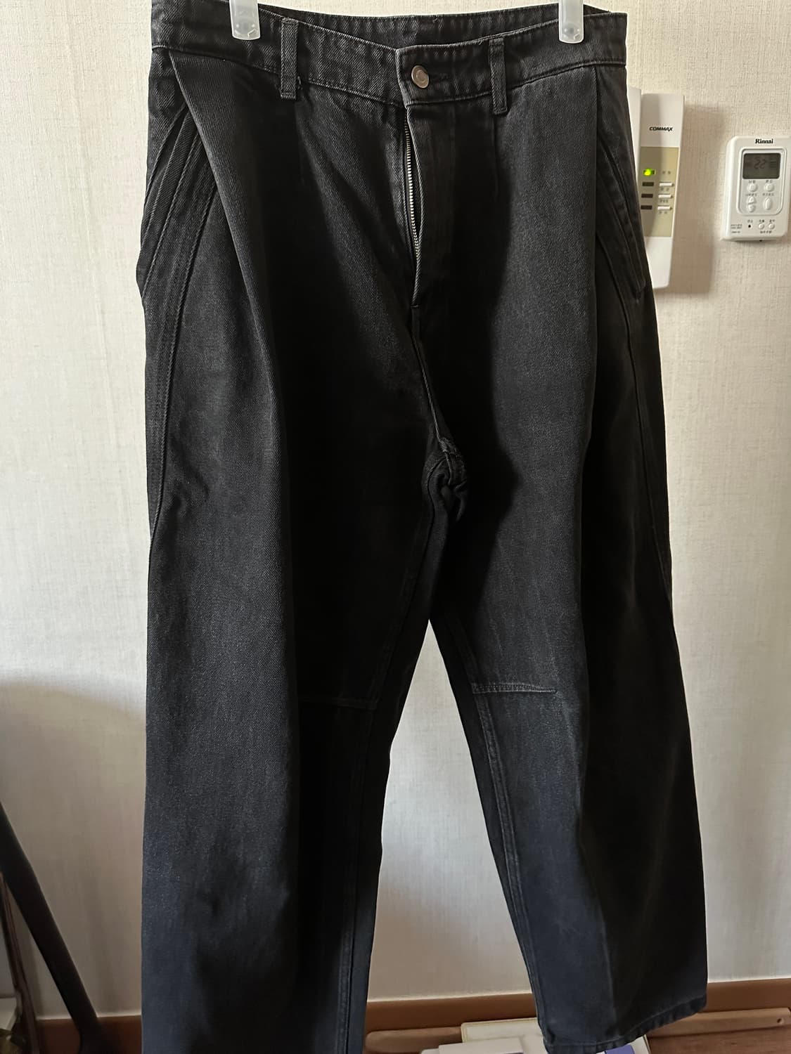 쿠어 딥 플리츠 커브드 데님 상품이미지1