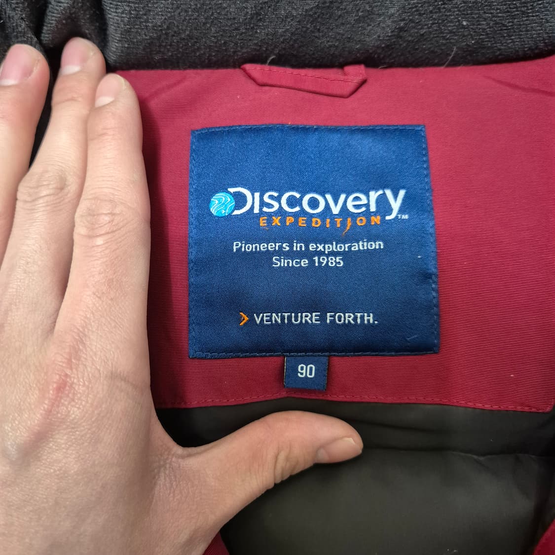 디스커버리 여성 1985 패치 구스다운 후드 패딩 점퍼 S(90) 상품이미지7