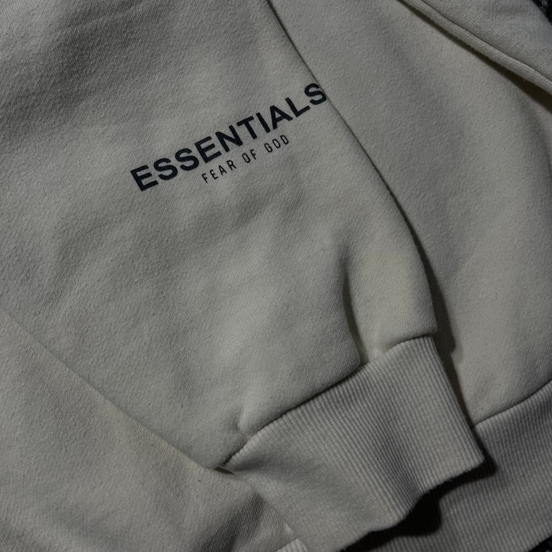 FEAR OF GOD 피어오브갓 에센셜 후드티 상품이미지5