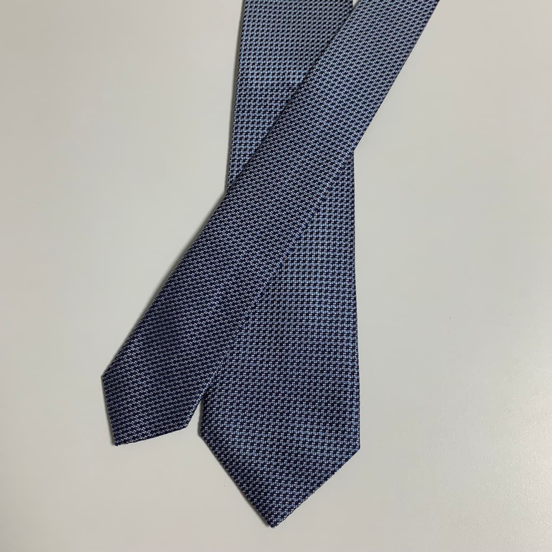 브리오니(Brioni) 명품 슬림넥타이 클래식정장 최상급 7.3cm 상품이미지3