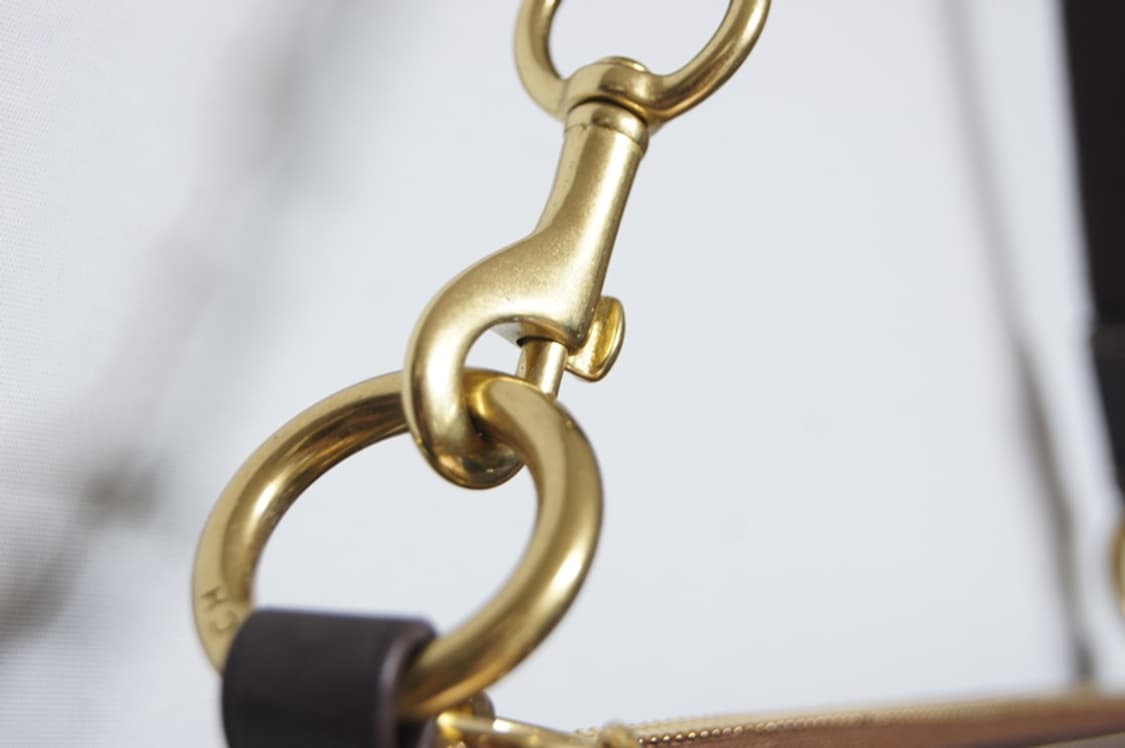 코치 시그니처 패턴 미니멀 숄더백 상품이미지3