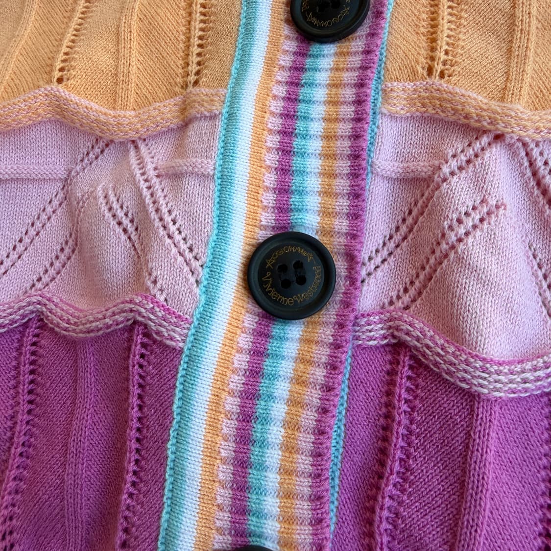 비비안 웨스트우드 베아 레인보우 가디건 상품이미지5