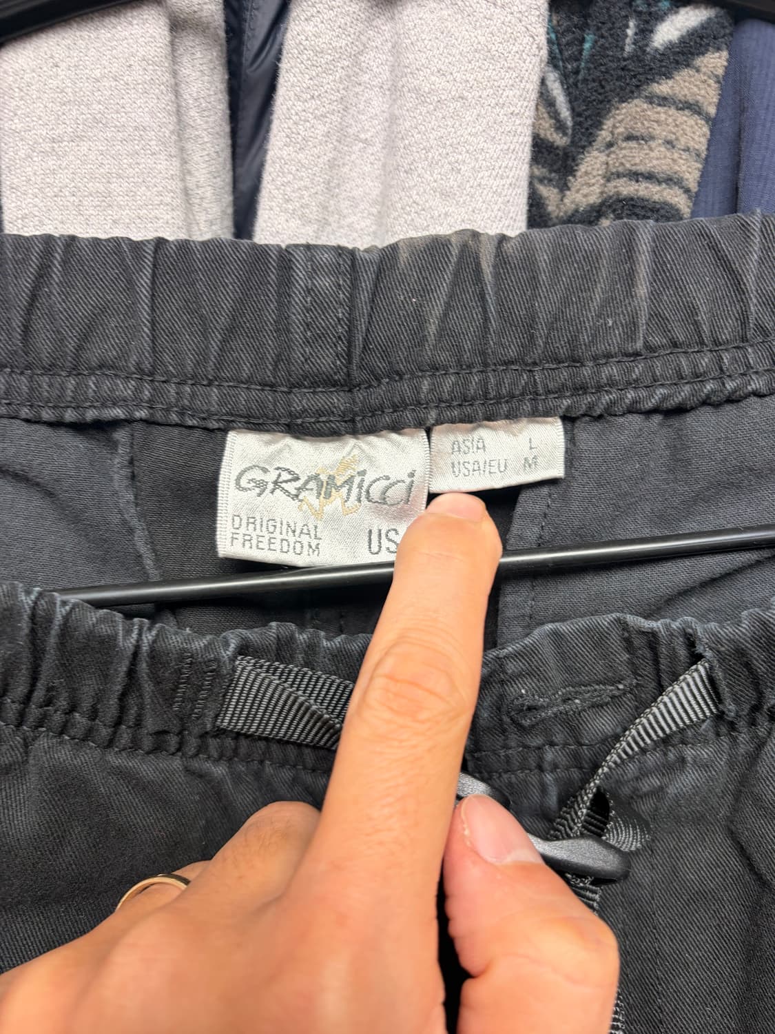 그라미치 레귤러 검정 L 상품이미지2