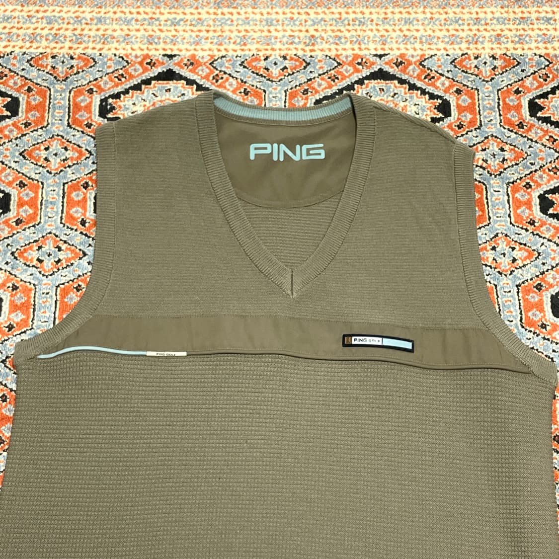 핑 골프웨어 브라운 브이넥 니트조끼 남성95 상품이미지2