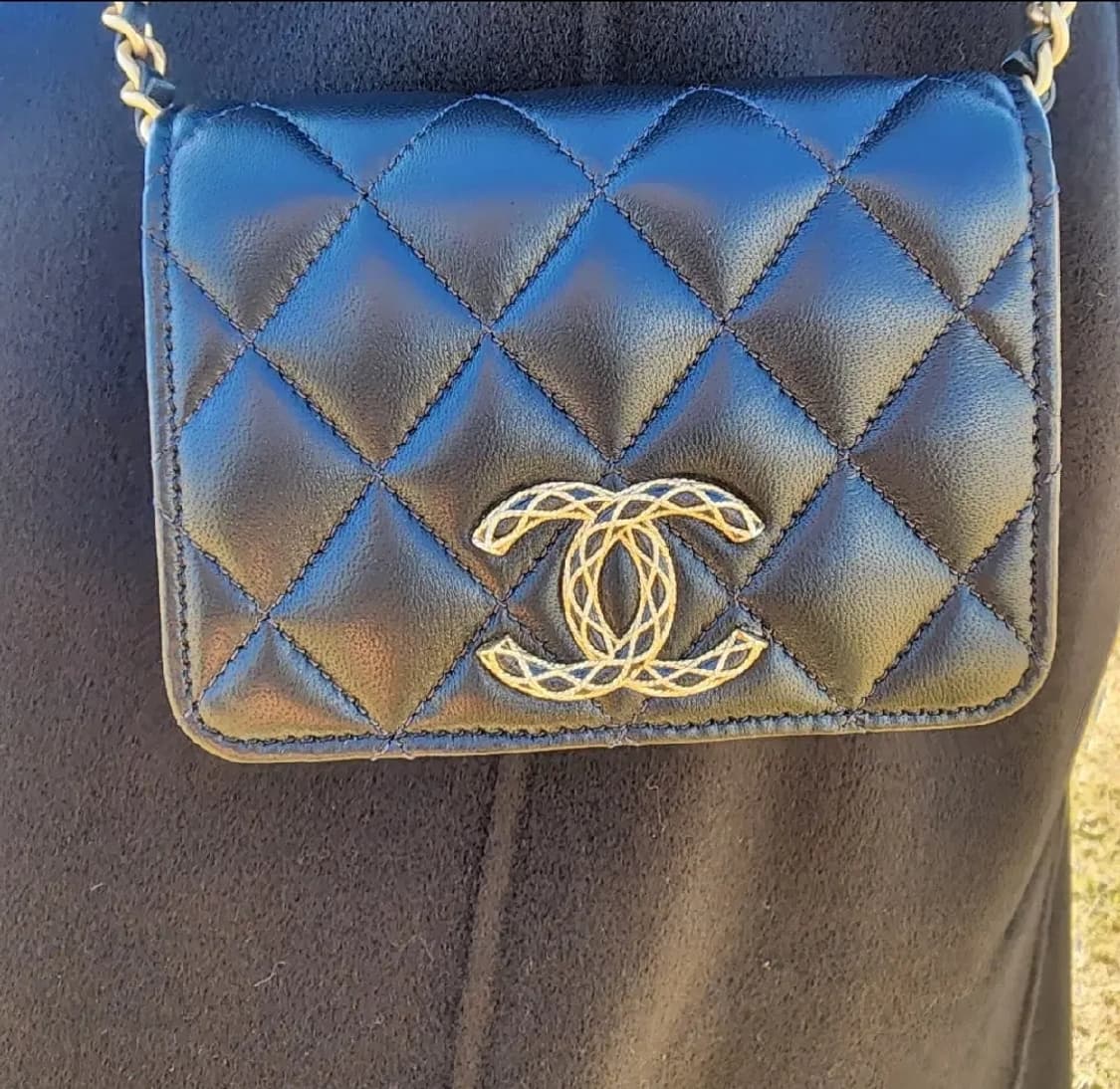 샤넬 체인 플랩 미니 크로스백 상태좋아요+감정서+내장칩 상품이미지3