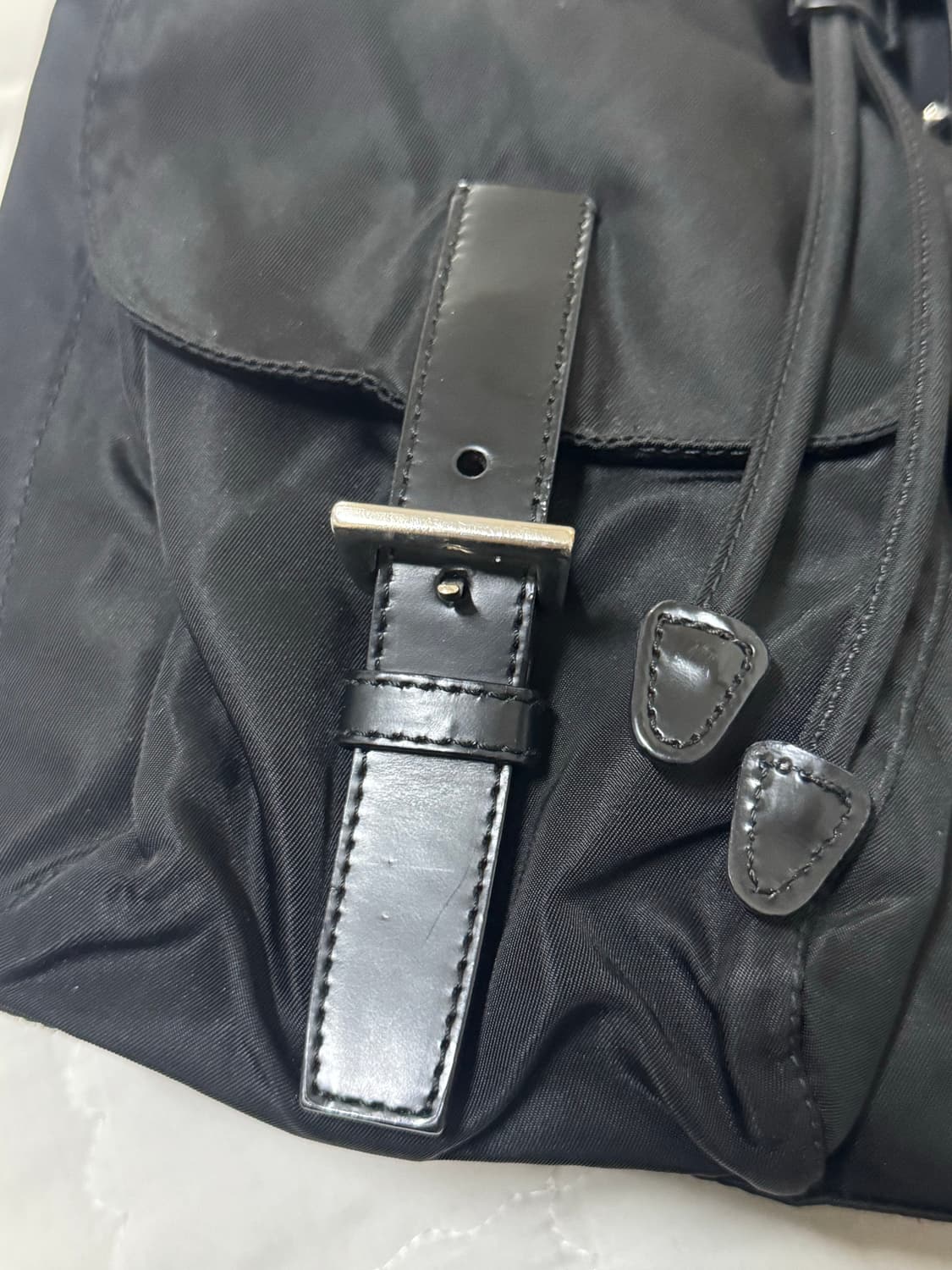 프라다 나일론백팩 M사이즈 상품이미지3