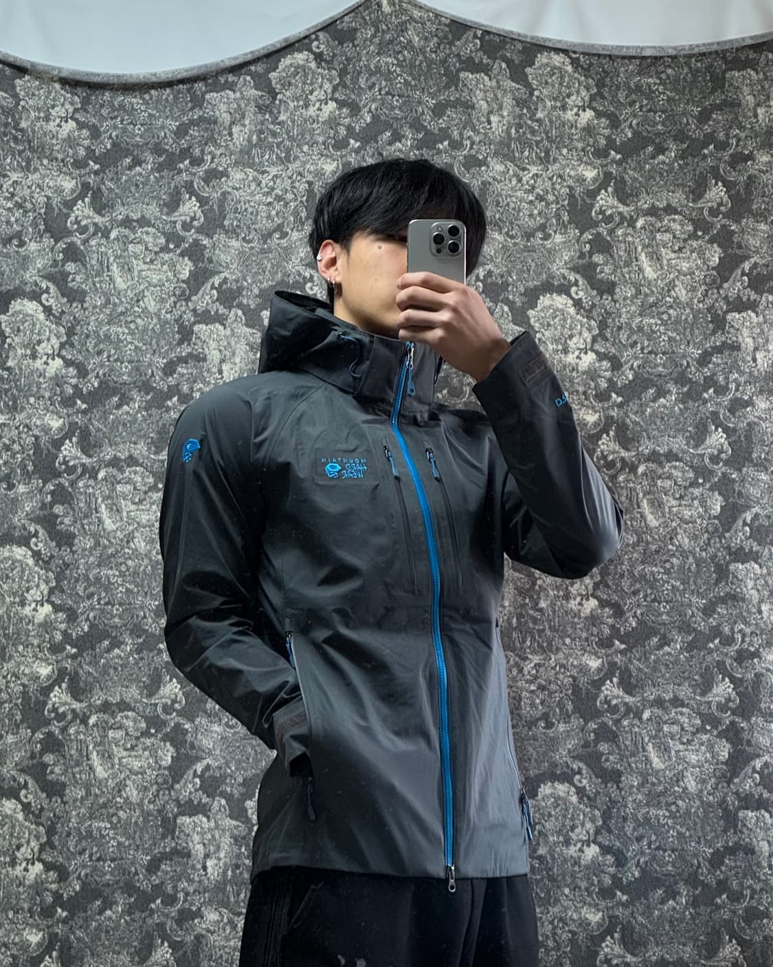 mountain hard wear 마운틴하드웨어 바람막이 상품이미지1