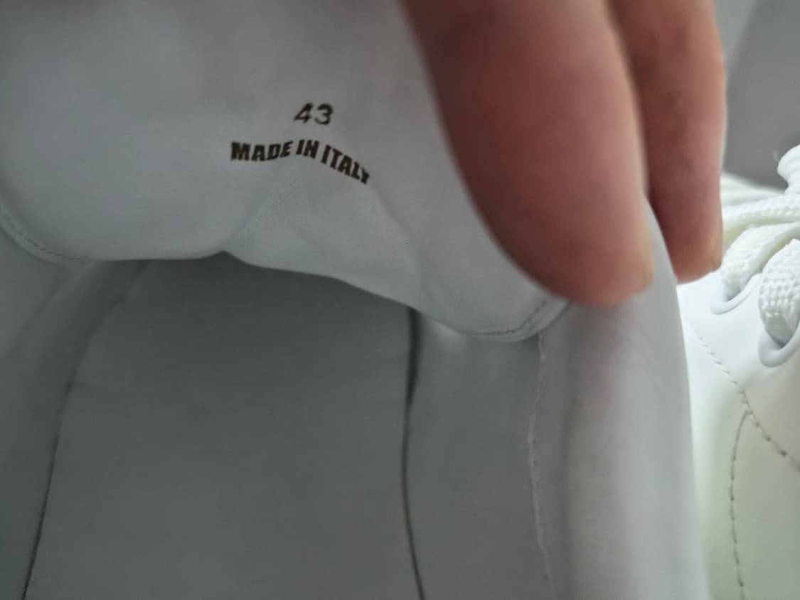 베르사체 스니커즈 팝니다 프라다 구찌 보테가 상품이미지5