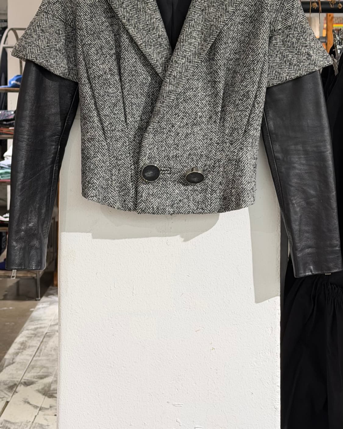 디스퀘어드2 블랙 화이트 헤링본 레더 슬리브 크롭 자켓 상품이미지5