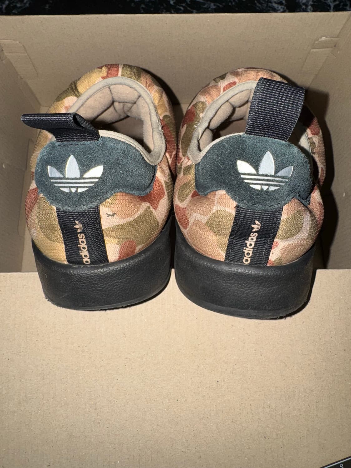 [240.245]아디다스 퍼피렛 매직 베이지 코어 블랙 패딩슈즈 상품이미지3