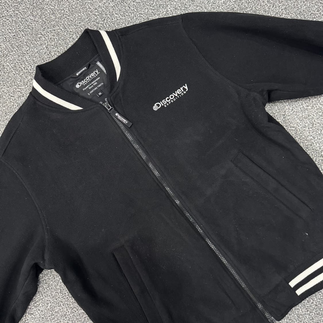 디스커버리 익스페디션의 바시티 자켓 상품이미지4